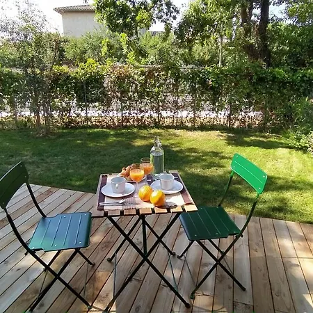 Poète Avec Jardin 3 Parking Gratuit Villa