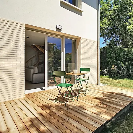 Poète Avec Jardin 3 Parking Gratuit