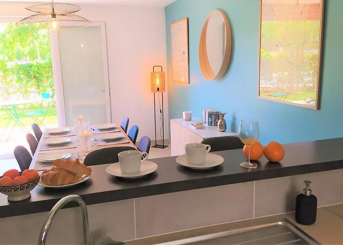 Poete Avec Jardin 3 Parking Gratuit *